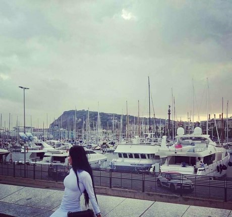 monicasins ポルノスター ヌード 写真