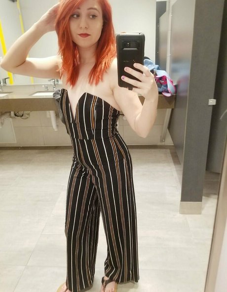 elladonella free ポルノスター アダルト 画像