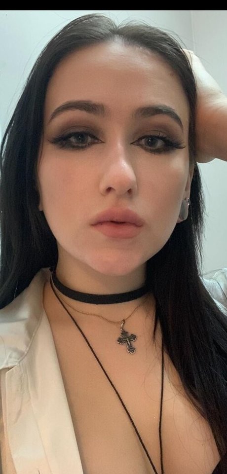 Neekol ヌードモデル 写真