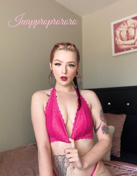 プールファックOnlyFans アートヌード 画像