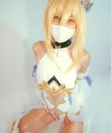 Yawarakai Luna 高品質女優 写真