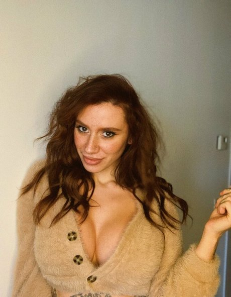 elliealienasmr ポルノスター 可愛い ギャラリー