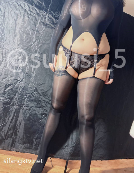 Suiusi 5 xxxモデル 画像