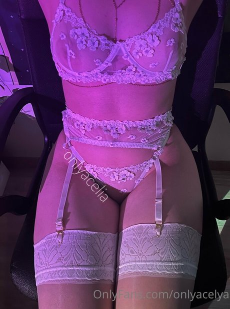 onlyacelya 完璧な女優 写真