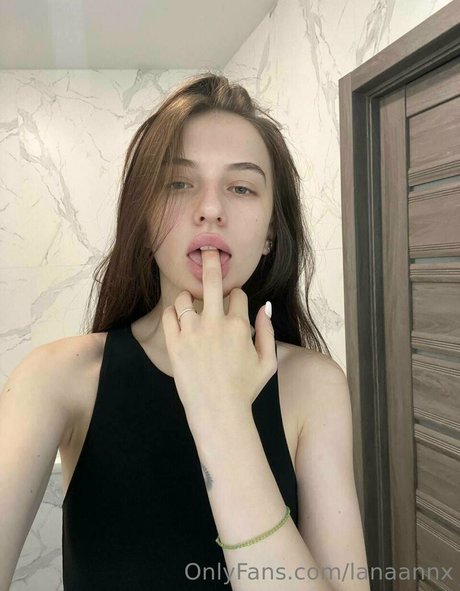 lanaannx xxxスター 画像