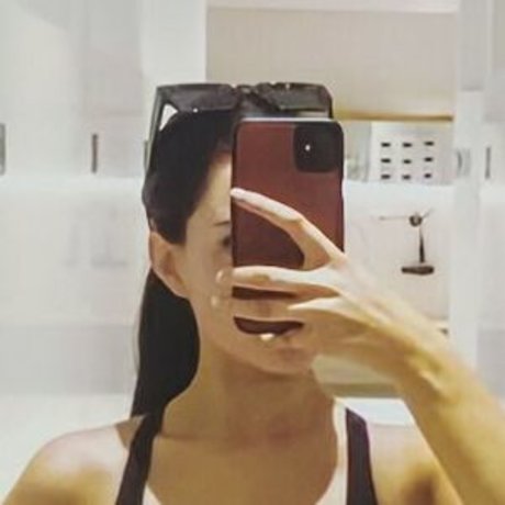 Lottie Lion 高品質女優 写真