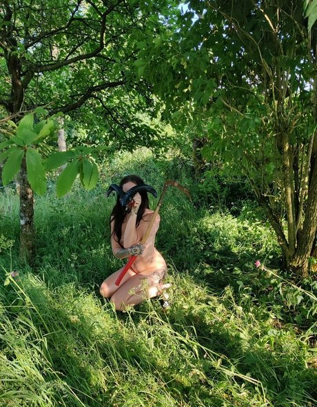 schrimpgirl ポルノモデル 画像