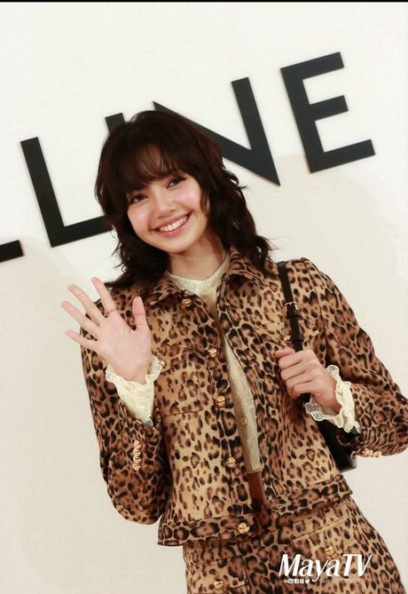 Lisa Manoban 裸の女優 アーカイブ