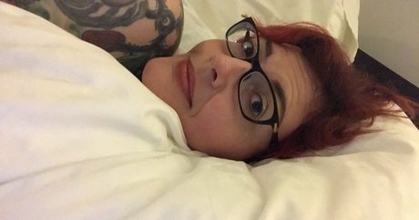 madam muriel エロティックなスター 写真