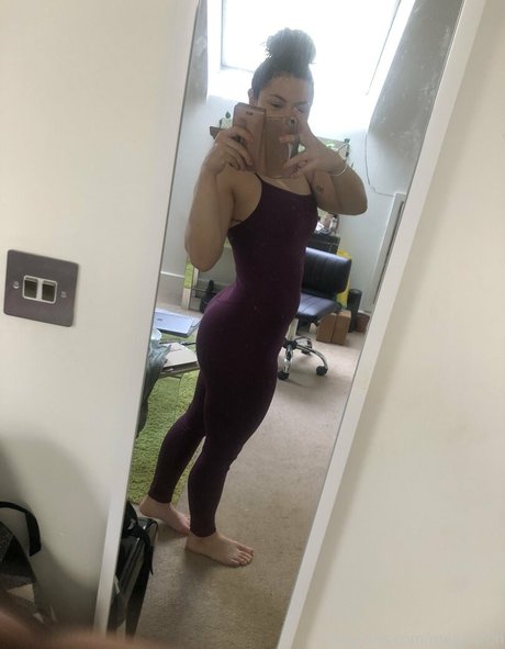 megartron ポルノスター 高品質 画像