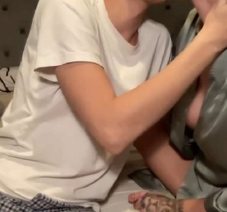 シックオンリーファン ポルノ 写真