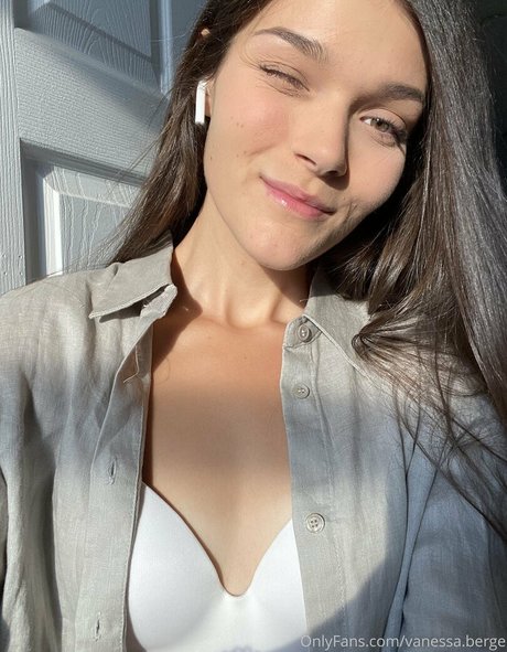 OnlyFansの普及 無料裸 ギャラリー