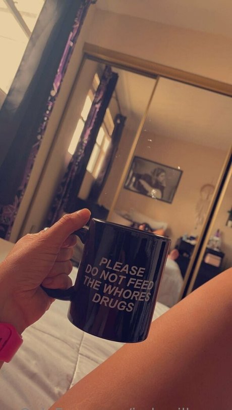 金髪の手コキOnlyFans ポルノ ギャラリー