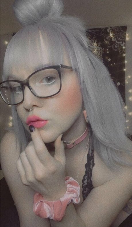 背が高くて巨乳のOnlyFans エロチック 画像