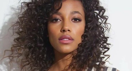 Kylie Bunbury HDスター ギャラリー