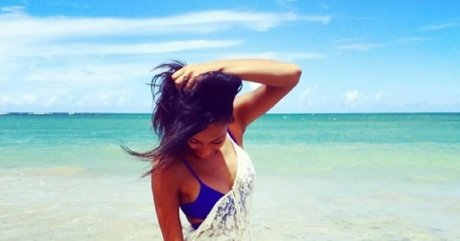 Kylie Bunbury xxxモデル 画像