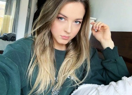 Maya V Henry ポルノスター 素敵 写真