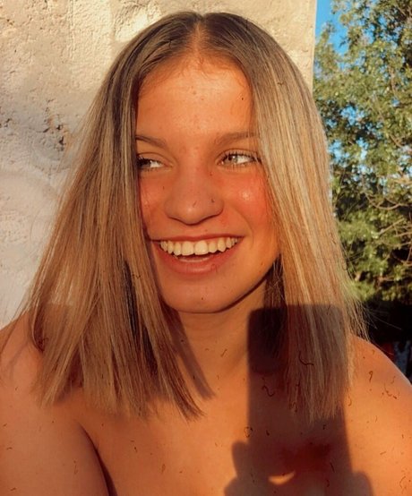 Abbylamaison ホット女優 写真