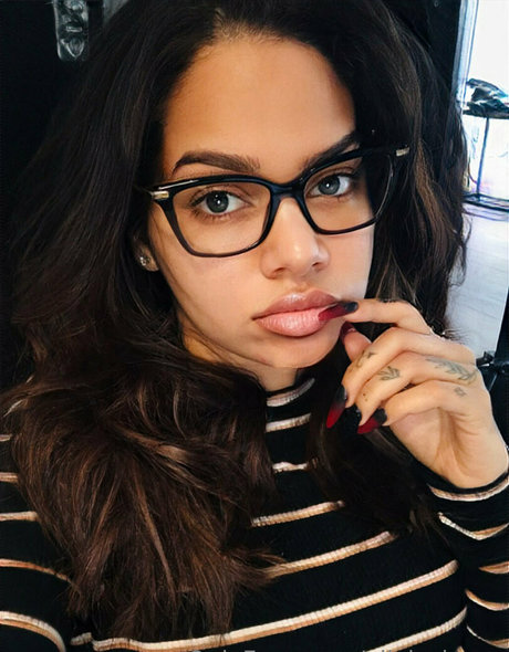 olivia jones2 HD女優 写真