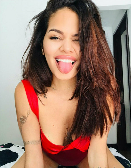 olivia jones2 ポルノスター エロティック 写真