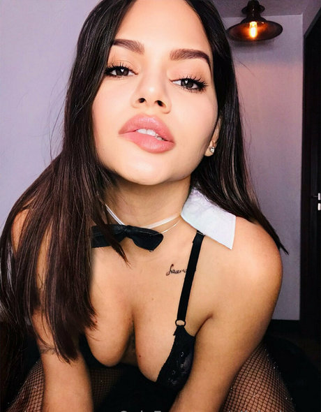 olivia jones2 ホットスター ギャラリー