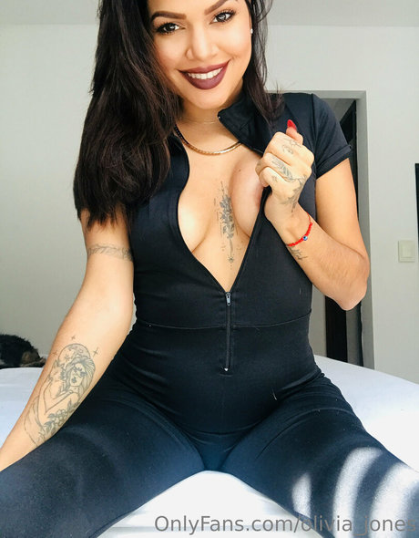 olivia jones2 無料女優 写真