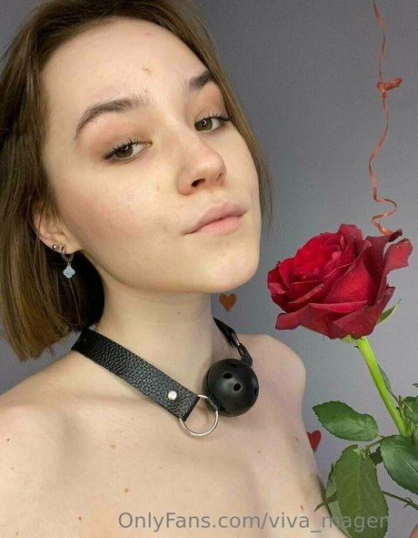 曲線美のラテン系オンリーファンズ ポルノ 写真