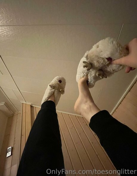toesonglitter ヌードモデル 画像