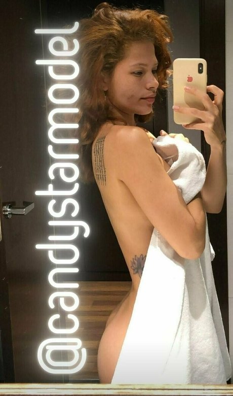 女装オンリーファン ヌード 画像