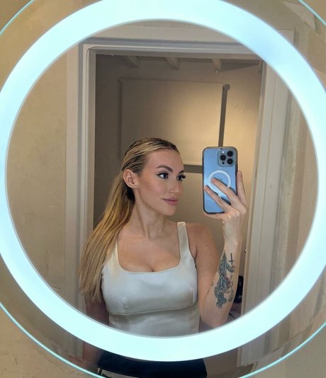 Clara Gomez ポルノスター 高品質 写真