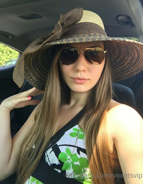 アジア人乱交オンリーファンズ セックス 写真