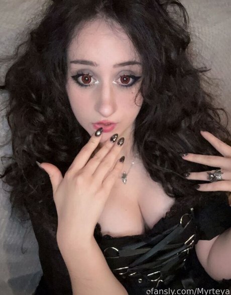 Myrteya アートポルノスター ギャラリー