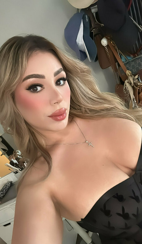 jesssss ポルノスター 写真