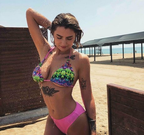 義母オンリーファンズ アダルト 画像