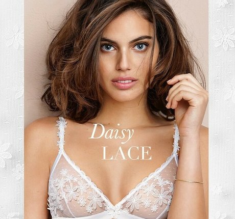 Shlomit Malka 完璧なモデル 写真