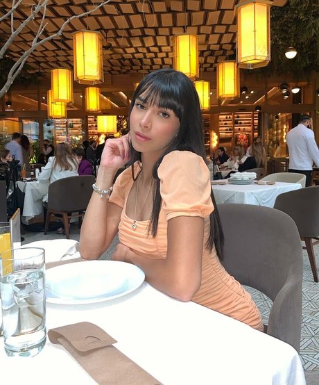 Gabrielle M エロティックなポルノスター ギャラリー