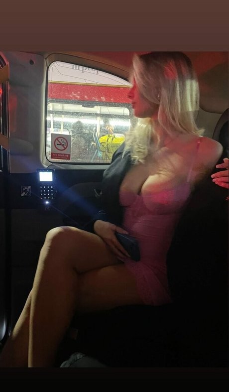 ブッシュ・オンリーファンズ 美しいxxx 写真