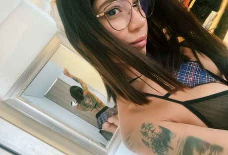 Jenn Muriel かわいいポルノスター ギャラリー