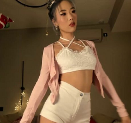 Recurbate S ポルノスター エロティック 写真