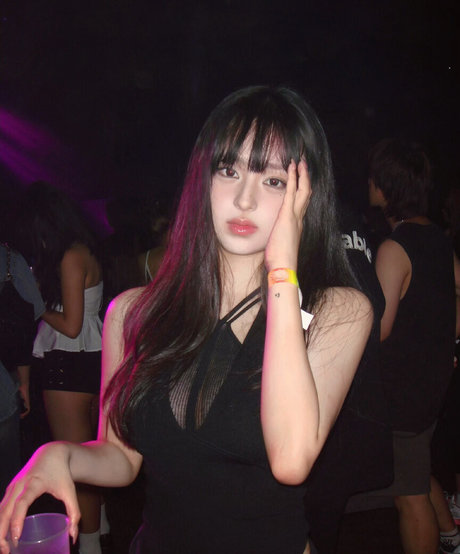 ミニドレス OnlyFans ホットポルノ 写真