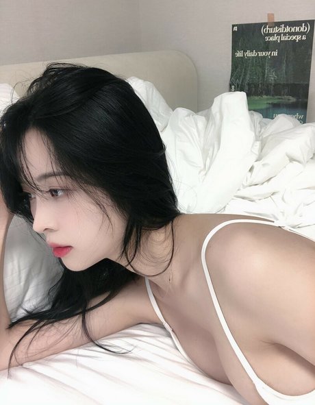 kbc7887 ポルノスター ホット 写真