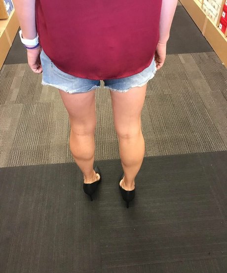 妊娠中のアジア人オンリーファンズ アダルト無料 写真