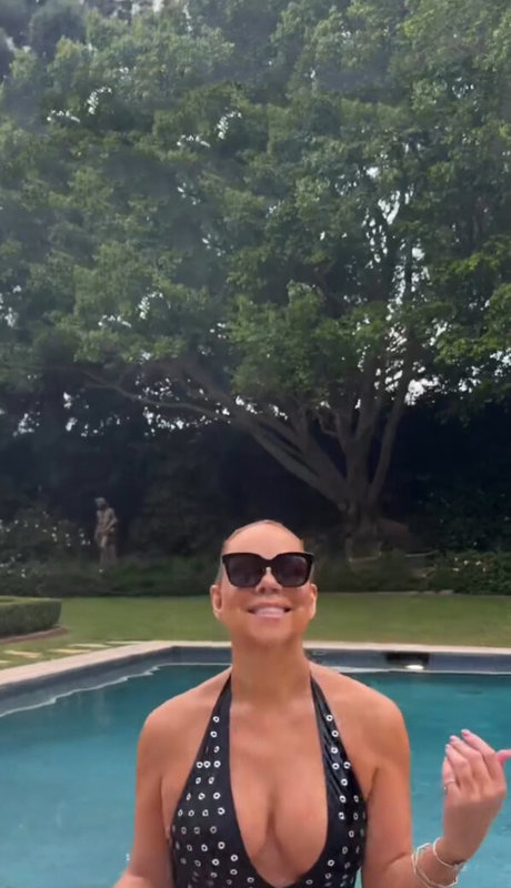 Madi Laine ポルノスター アート 写真