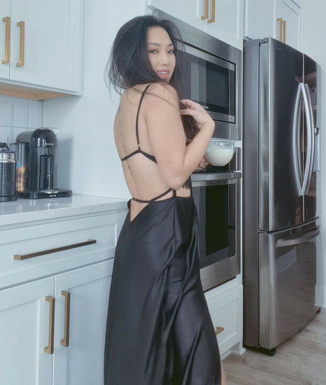 Majin Yang Majinnn 独占スター ギャラリー