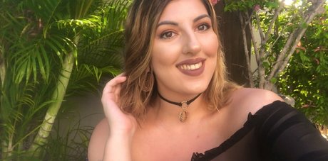 イギリスのプッシーOnlyFans 無料 画像