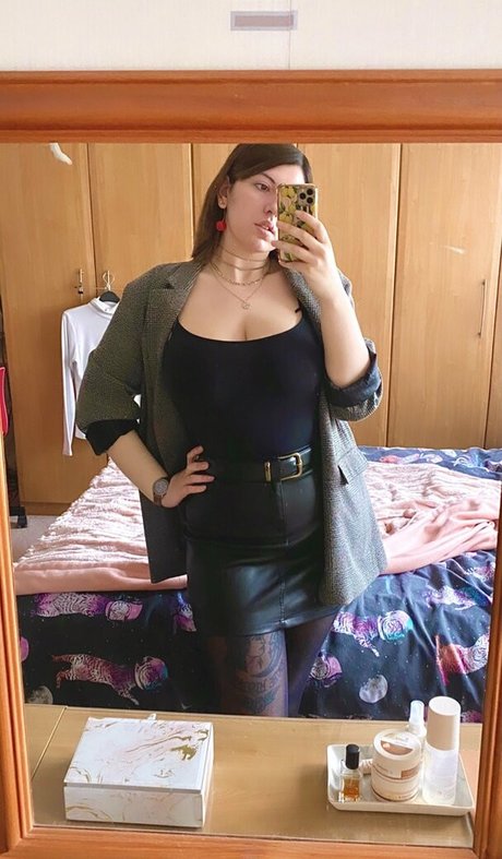 アマチュアヌードオンリーファンズ アートポルノ 写真