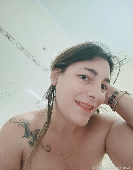 オンリーファンズでのセクスティング エロチック 写真