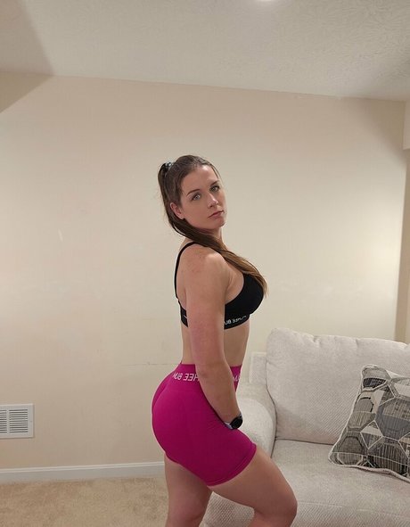 Kayeufy ヌード女優 写真