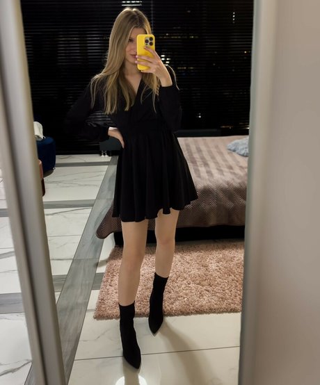 Mirtillaa M エロティックなポルノスター アーカイブ