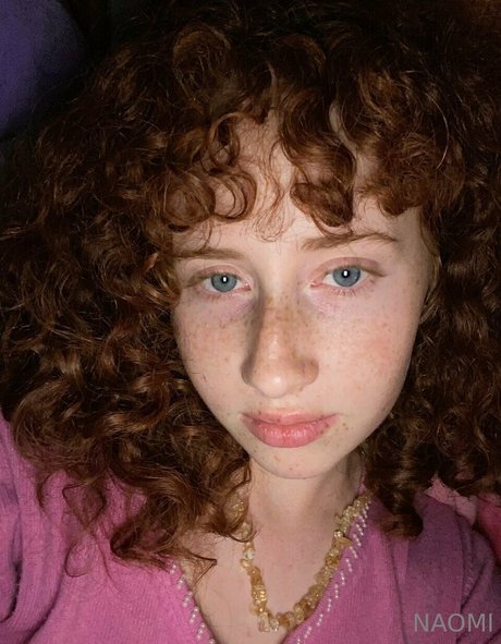 naomime 裸の女優 写真